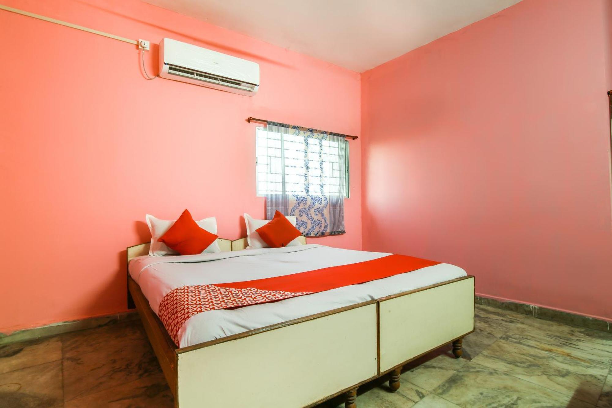 Collection O Nit More Adityapur Formerly Hotel Subheksha Джамшедпур Екстериор снимка