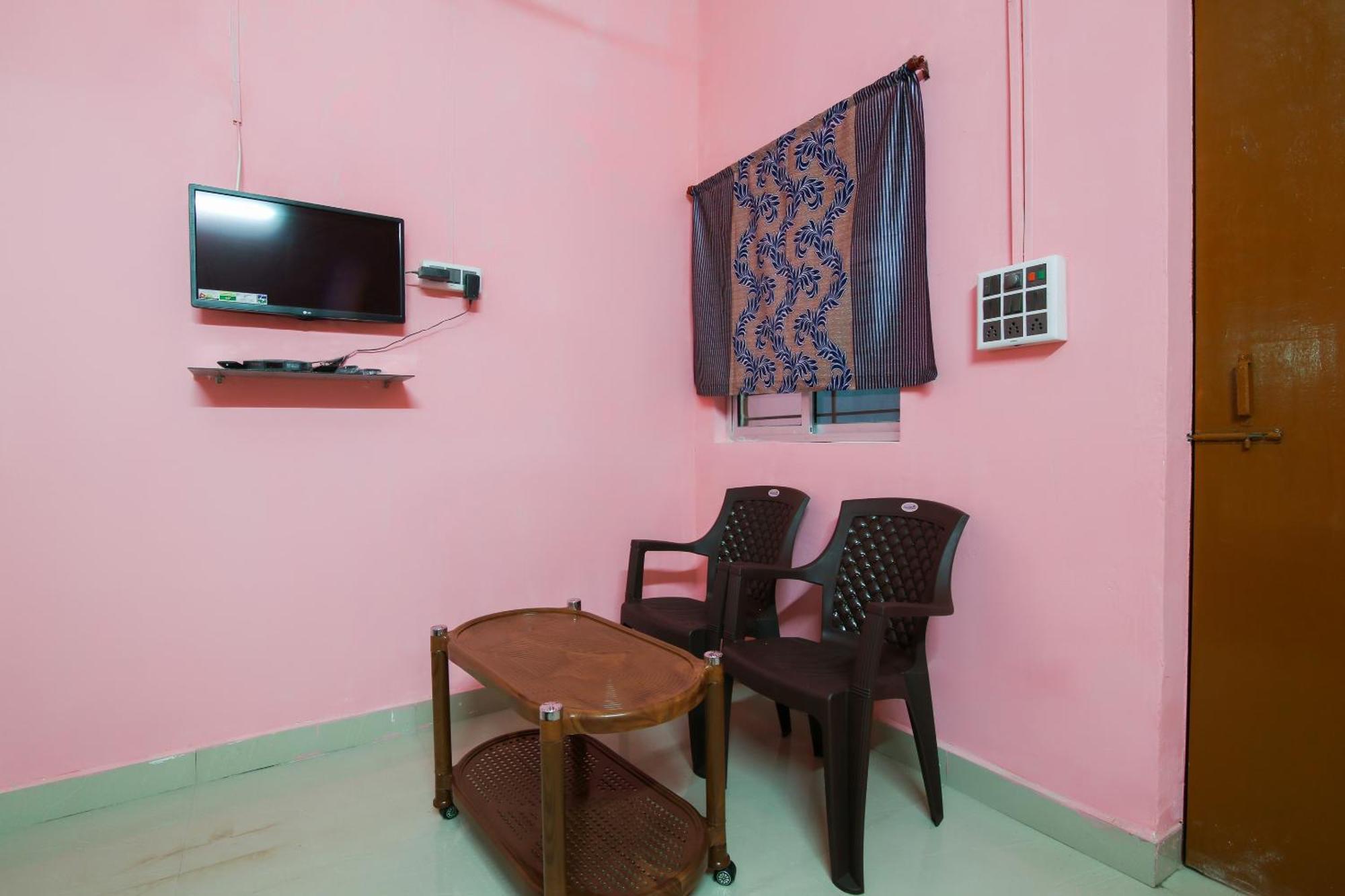 Collection O Nit More Adityapur Formerly Hotel Subheksha Джамшедпур Екстериор снимка