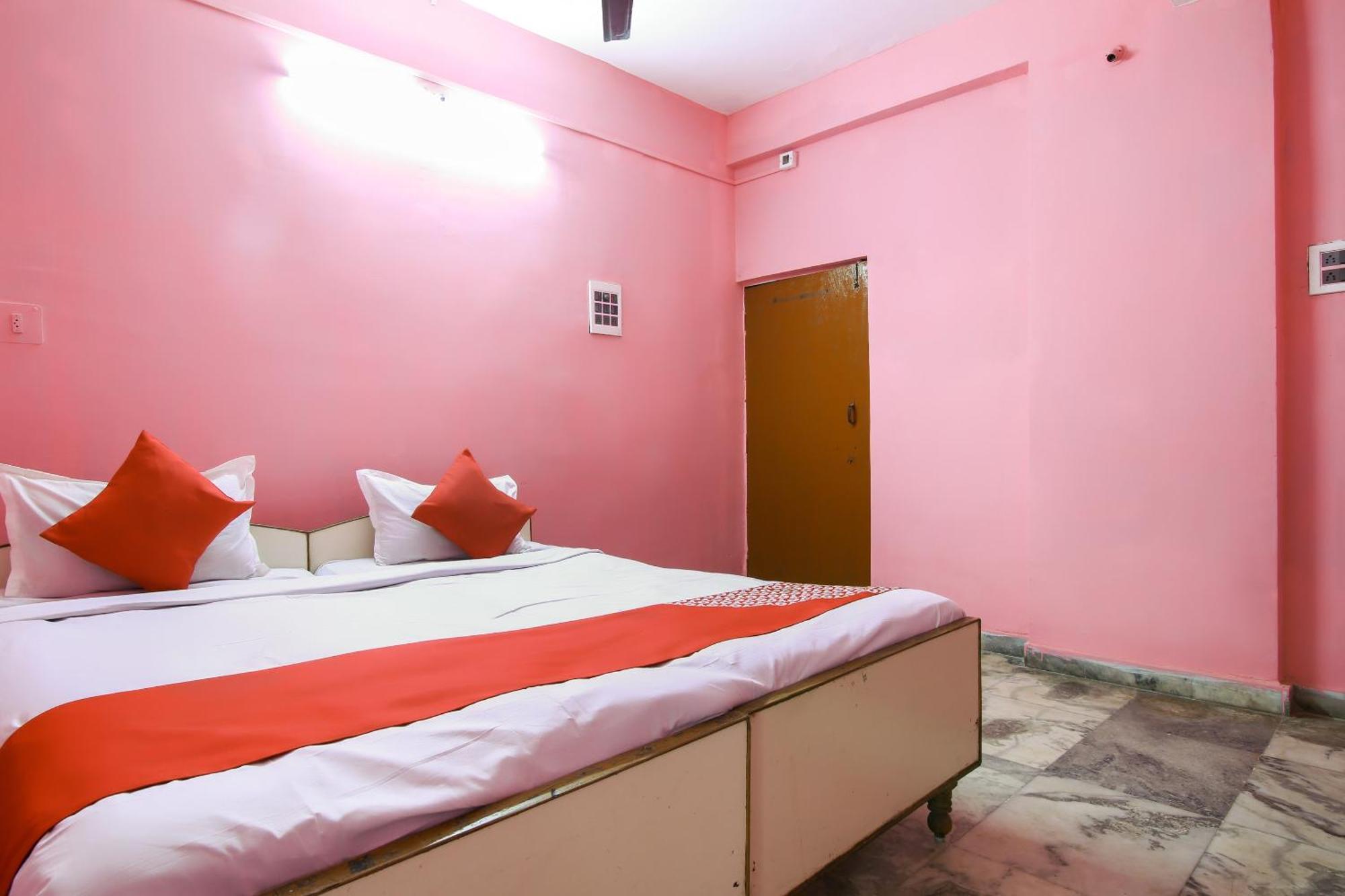 Collection O Nit More Adityapur Formerly Hotel Subheksha Джамшедпур Екстериор снимка