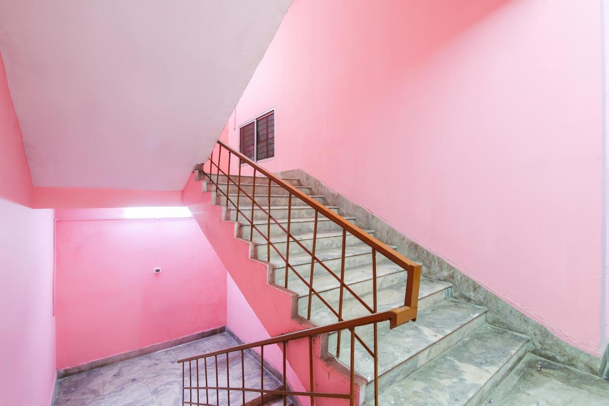 Collection O Nit More Adityapur Formerly Hotel Subheksha Джамшедпур Екстериор снимка
