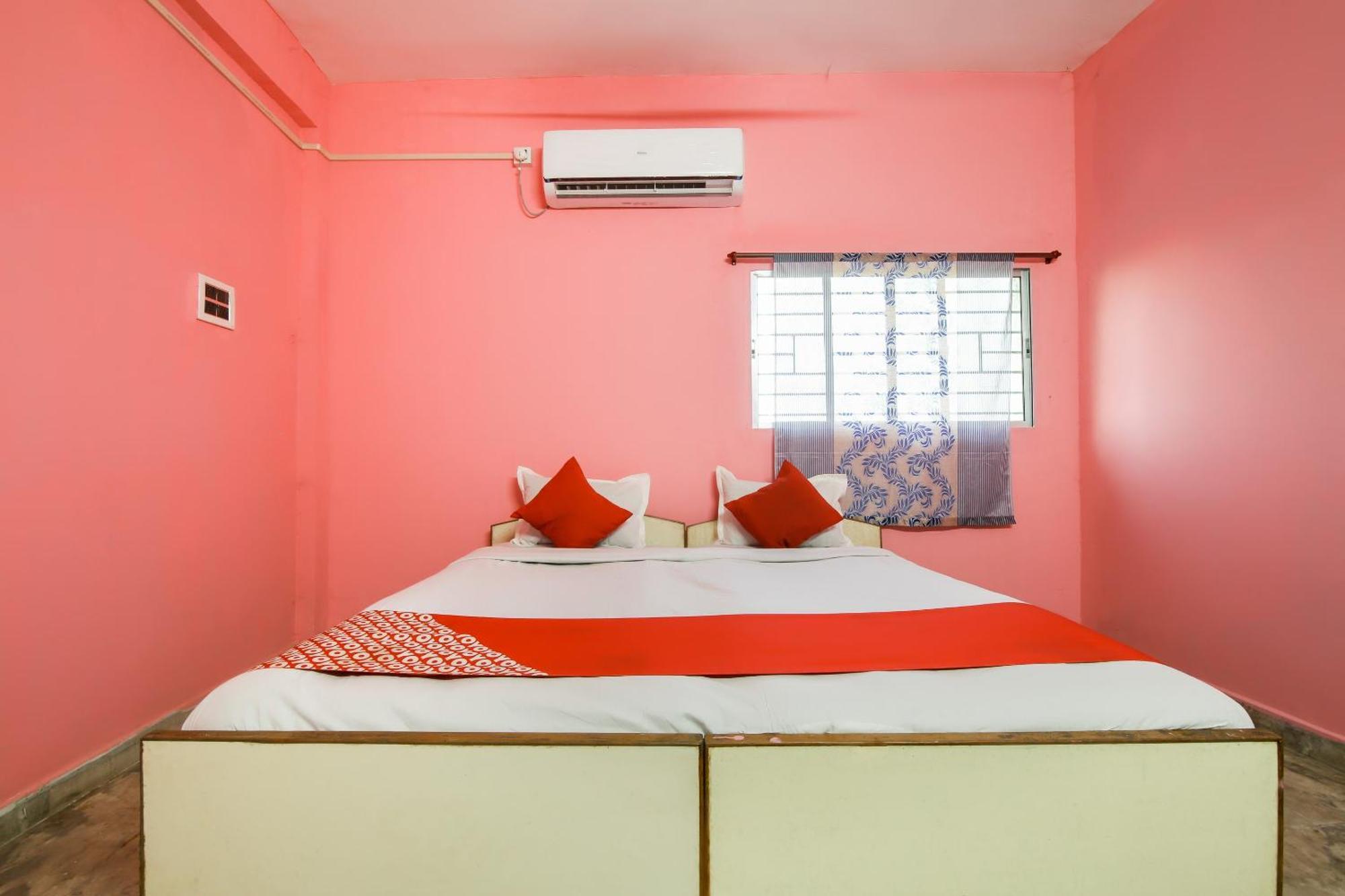 Collection O Nit More Adityapur Formerly Hotel Subheksha Джамшедпур Екстериор снимка